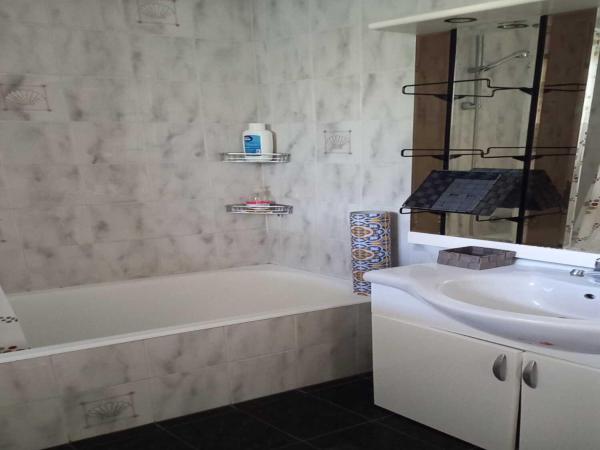 B&B Viale delle Colline : photo 6 de la chambre chambre lits jumeaux