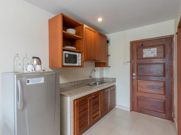 Bella Villa Pattaya 3rd Road : photo 10 de la chambre chambre double standard