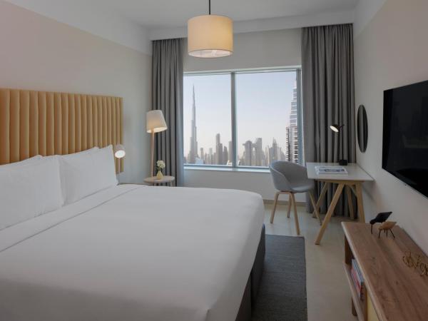 Staybridge Suites Dubai Financial Centre, an IHG Hotel : photo 1 de la chambre suite 3 chambres avec balcon