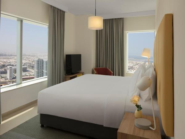 Staybridge Suites Dubai Financial Centre, an IHG Hotel : photo 4 de la chambre suite 3 chambres avec balcon