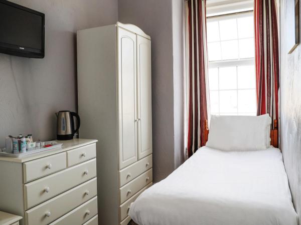 The Shores Hotel, Central Blackpool : photo 2 de la chambre chambre lits jumeaux standard