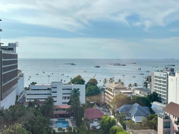 The Edge central pattaya : photo 8 de la chambre chambre double familiale