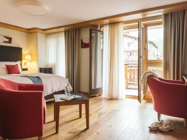 la couronne Hotel & Spa : photo 3 de la chambre chambre double deluxe - vue sur mont cervin