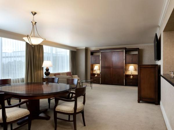Hyatt Regency Houston West : photo 3 de la chambre vip suite - 1 king or 2 double beds