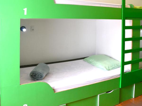 Maraca Hostel : photo 2 de la chambre lit superposé dans dortoir mixte