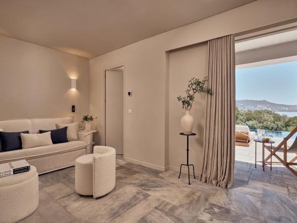 Mykonos Theoxenia, a member of Design Hotels : photo 9 de la chambre  suite 1 chambre theoxenia avec piscine privée - vue sur mer