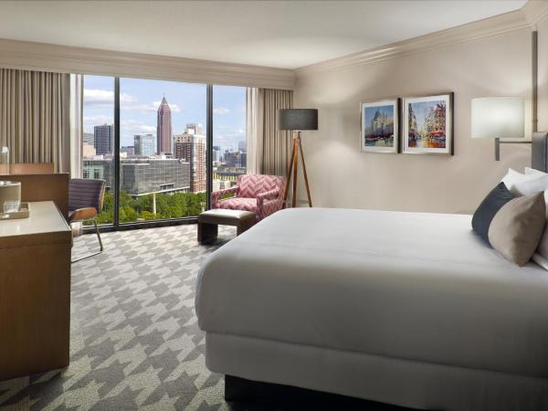 Omni Atlanta Hotel at Centennial Park : photo 7 de la chambre chambre lit king-size de luxe