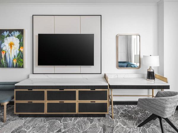 InterContinental Buckhead Atlanta, an IHG Hotel : photo 10 de la chambre premium queen room with two queen beds and city view - high floor