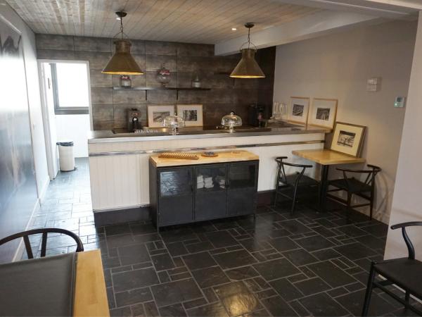 Hôtel Le Glacier : photo 7 de la chambre chambre double