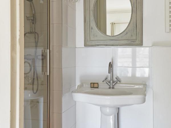 L'Apparthôtel Particulier Bordeaux : photo 9 de la chambre suite familiale avec climatisation