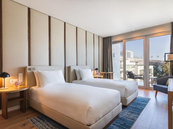 Hyatt Regency Lisbon : photo 6 de la chambre chambre lits jumeaux standard avec vue sur la rivière