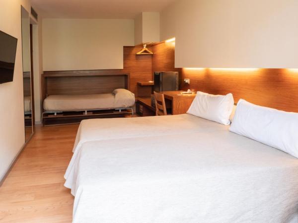 Hotel Turin Barcelona : photo 1 de la chambre chambre triple