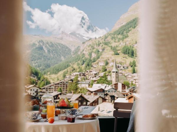 BEAUSiTE Zermatt : photo 8 de la chambre suite avec vue sur le mont cervin