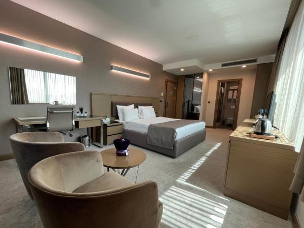 La Quinta by Wyndham Istanbul Gunesli : photo 3 de la chambre chambre lit king-size exécutive