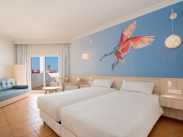 Iberostar Waves Founty Beach All Inclusive : photo 5 de la chambre chambre double - vue sur mer