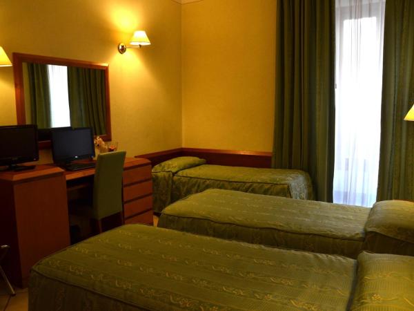 Hotel Mia Cara & Spa : photo 2 de la chambre chambre triple Économique