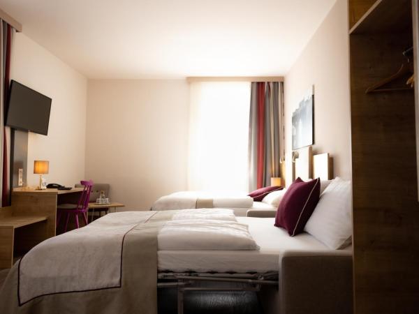 Hotel Max 70 : photo 6 de la chambre chambre supérieure