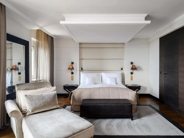 Lausanne Palace : photo 2 de la chambre chambre double ou lits jumeaux deluxe - vue sur lac