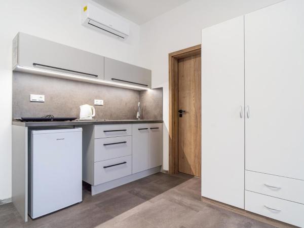Apartmány U Jiříka : photo 10 de la chambre chambre double avec salle de bains privative