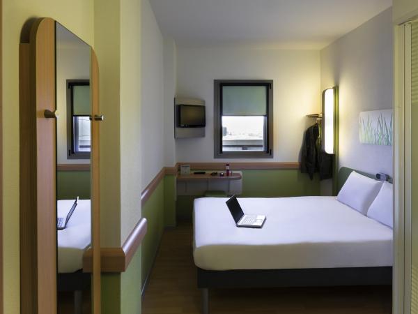 Ibis Budget Madrid Calle 30 : photo 4 de la chambre chambre lit queen-size 