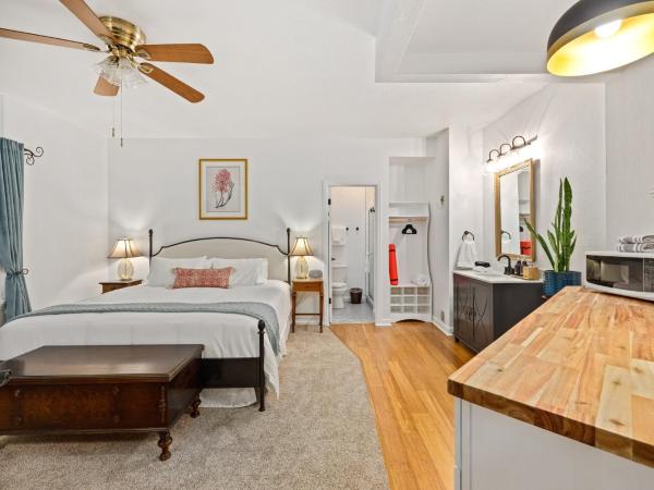 Flora House Denver : photo 3 de la chambre suite deluxe avec lit king-size