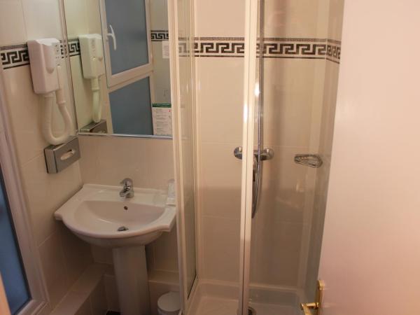 Hotel Imperial Paris : photo 3 de la chambre chambre simple