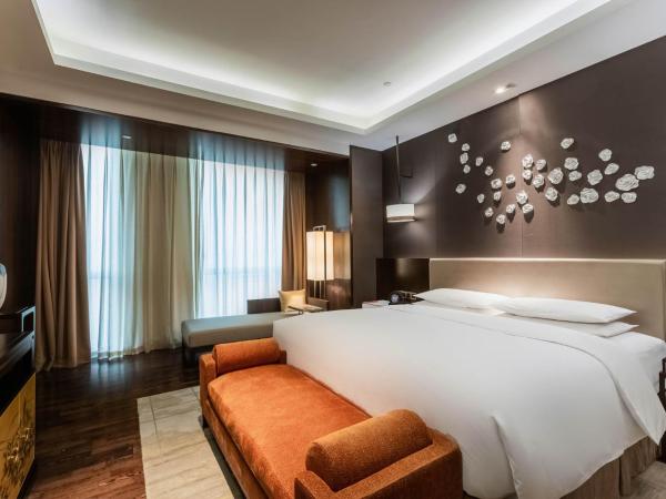 HUALUXE Wuxi Taihu, an IHG Hotel : photo 9 de la chambre 1 king executive suite high floor