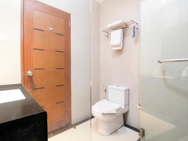 Hotel Bisanta Bidakara Tunjungan : photo 4 de la chambre chambre deluxe double ou lits jumeaux