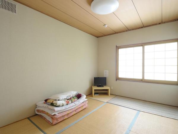Sapporo Inn Nada : photo 3 de la chambre chambre simple avec toilettes et douche communes
