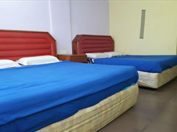 MELAKA HOTEL SENTOSA : photo 2 de la chambre chambre familiale standard