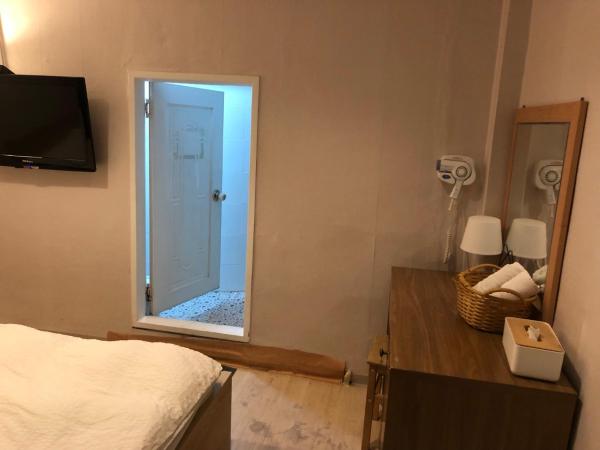 Chris Hostel : photo 10 de la chambre chambre double