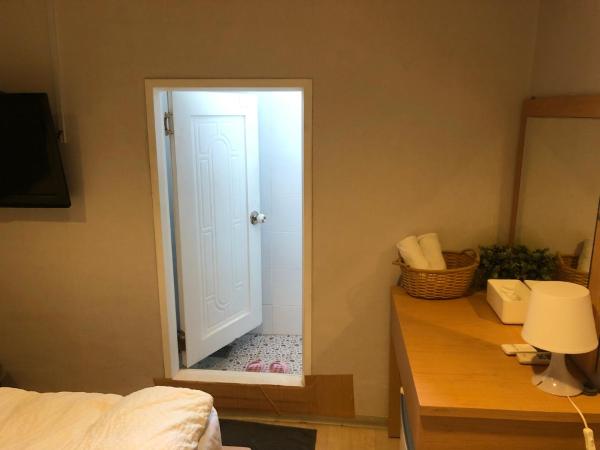 Chris Hostel : photo 7 de la chambre chambre lits jumeaux