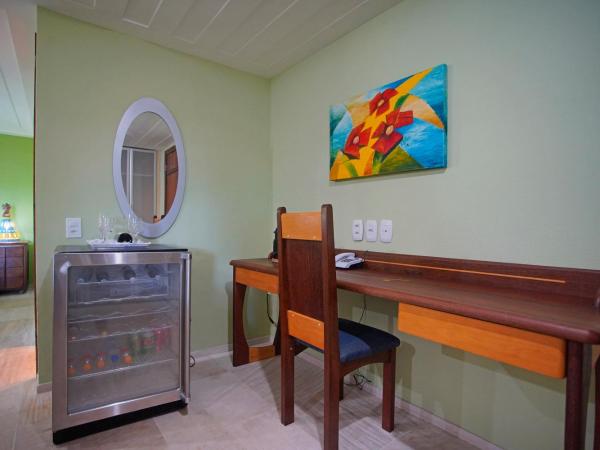 Cliffside Luxury Inn : photo 8 de la chambre suite deluxe avec lit king-size