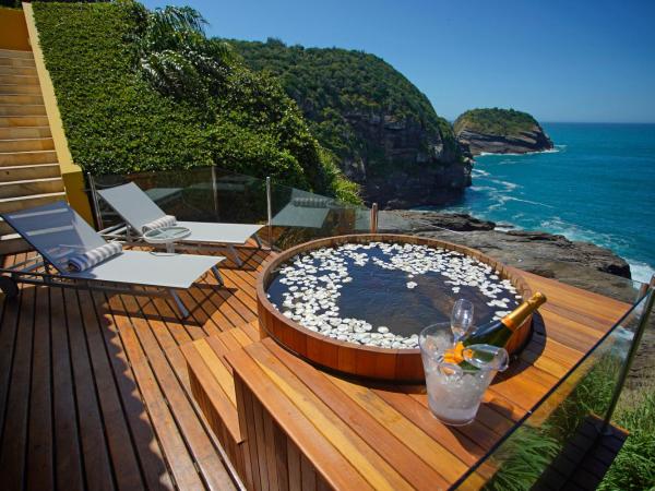 Cliffside Luxury Inn : photo 3 de la chambre suite supérieure - vue sur mer