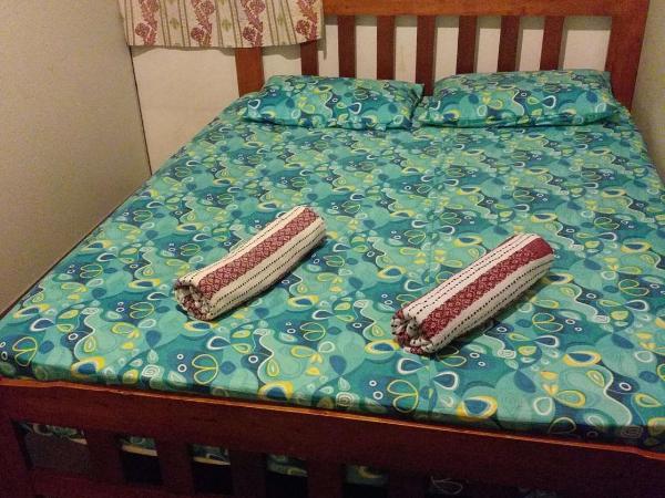 Discovery Youth Hostel Malacca : photo 6 de la chambre chambre double avec salle de bains commune