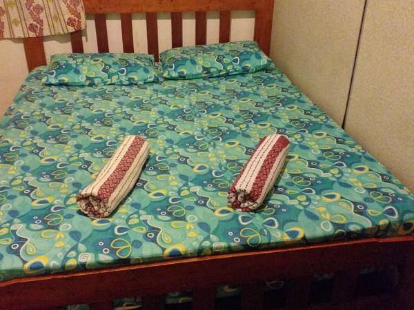 Discovery Youth Hostel Malacca : photo 7 de la chambre chambre double avec salle de bains commune