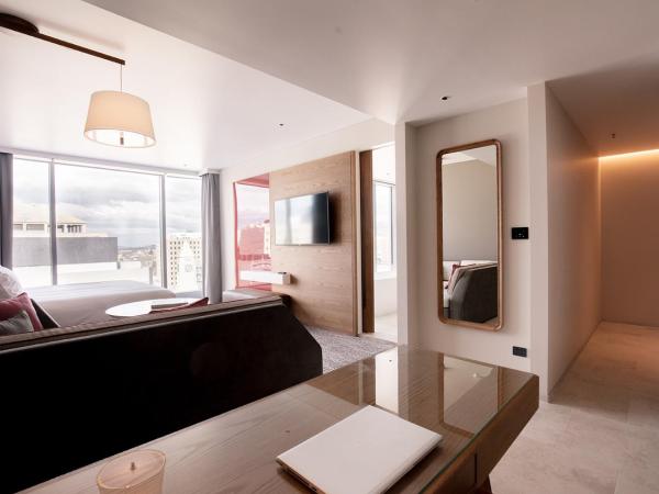 Crowne Plaza Hobart, an IHG Hotel : photo 3 de la chambre suite junior lit king-size - vue sur ville