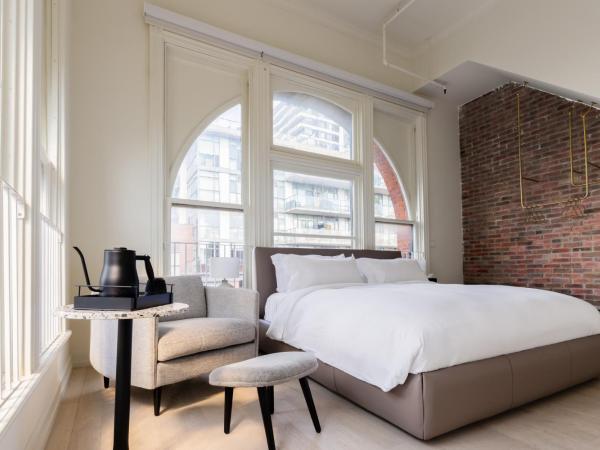 Gladstone House : photo 1 de la chambre hébergement d'angle avec lit king-size