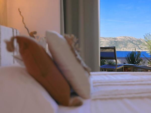 Le Saint Erasme, Hotel Eco Friendly : photo 9 de la chambre chambre double panorama avec balcon - vue sur mer