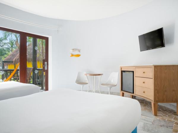 Iberostar Waves Cozumel - All Inclusive : photo 5 de la chambre hébergement familial 2 chambres (2 adultes + 2 enfants)