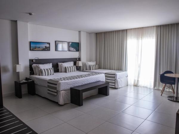 Crocobeach Hotel : photo 6 de la chambre chambre lit king-size - vue sur piscine 