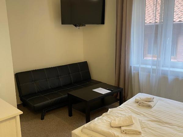 Hotel Legenda : photo 1 de la chambre chambre double deluxe avec lit d'appoint