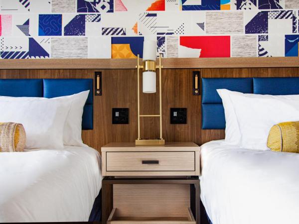 The Landing Hotel at Rivers Casino Pittsburgh : photo 2 de la chambre chambre avec 2 grands lits queen-size 
