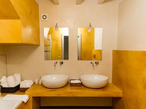 Vip Bergamo Apartments : photo 3 de la chambre appartement 1 chambre deluxe - vue sur ville