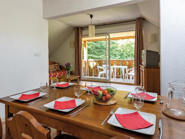 Lagrange Vacances Le Domaine des 100 Lacs : photo 7 de la chambre appartement 1 chambre (4 adultes)