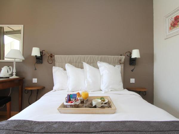 Hôtel de l'Horloge : photo 5 de la chambre chambre double tradition avec terrasse