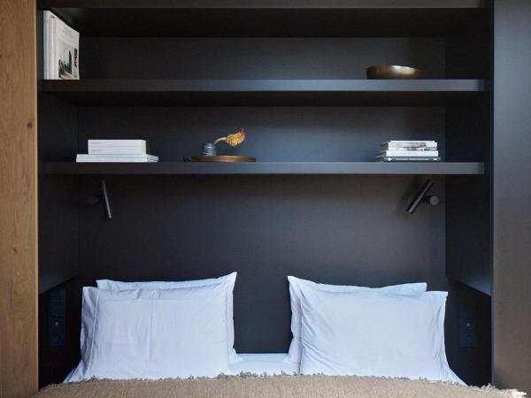 EnHotel : photo 6 de la chambre wooden deluxe double room with mountain view