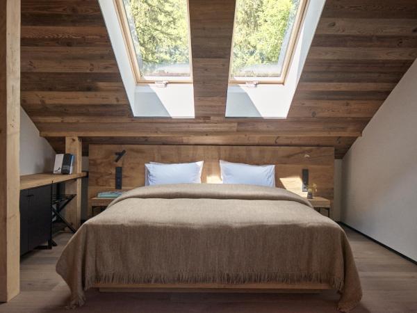 EnHotel : photo 3 de la chambre wooden deluxe double room with mountain view