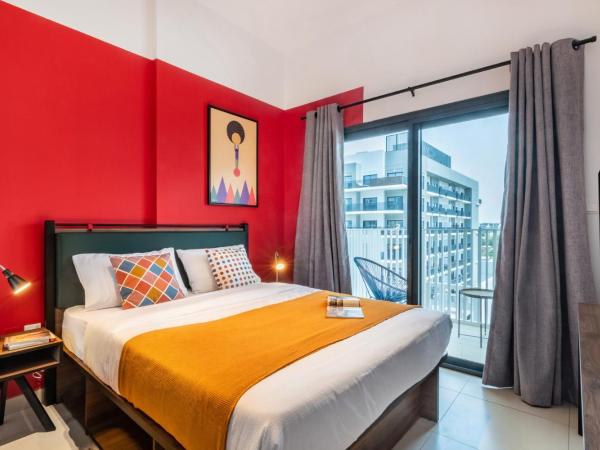 YouCo coliving Dubai : photo 1 de la chambre chambre double deluxe avec balcon