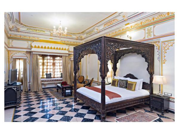 Chunda Palace : photo 4 de la chambre suite historique spacieuse